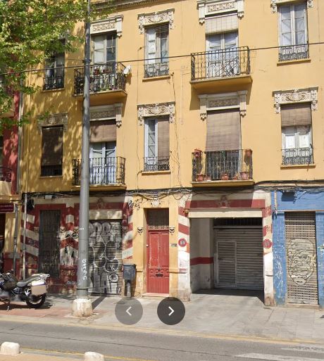 LOTE 3 : 2 Viviendas en Calle Actor Mora,16 en Valencia y 1/3 indiviso Local en Calle Actor Mora,18 en Valencia