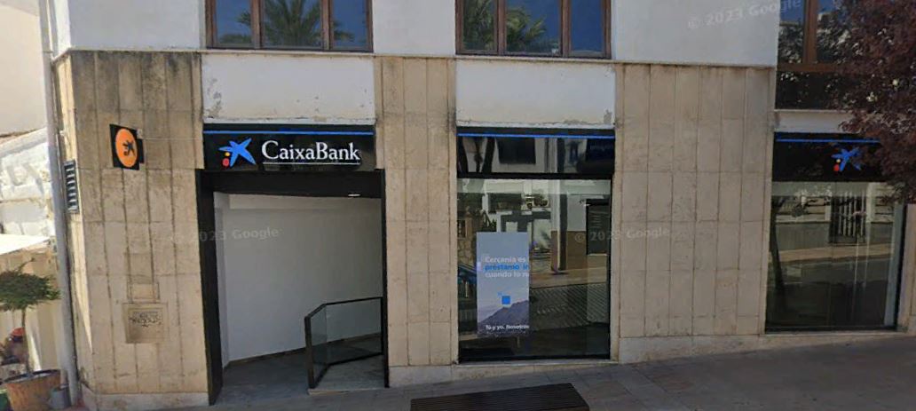 Local Comercial en Calle San Roques,5 Planta Baja Local 1 en Javea (Alicante)