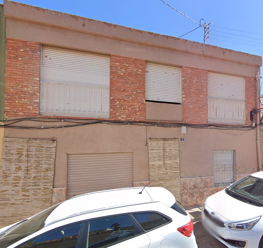 Vivienda en Calle Merendero,6 Planta Baja y Patio en Petrer (Alicante)